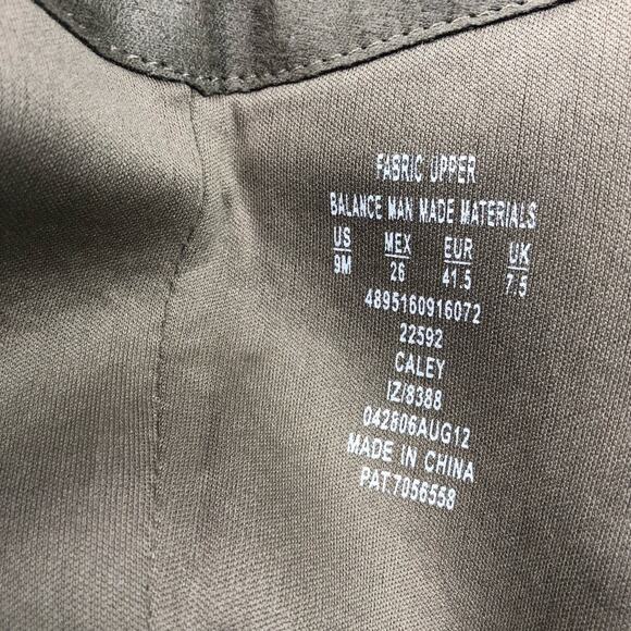 Francesca's Trend Report Taupe Suede Boots Cozycore Size 9 - Picture 6 of 8